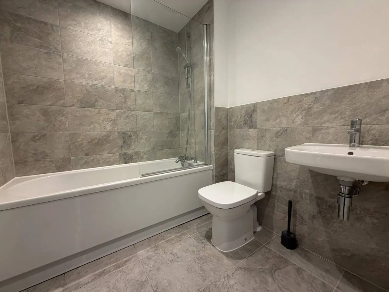 Biddenham, MK40, photo 11