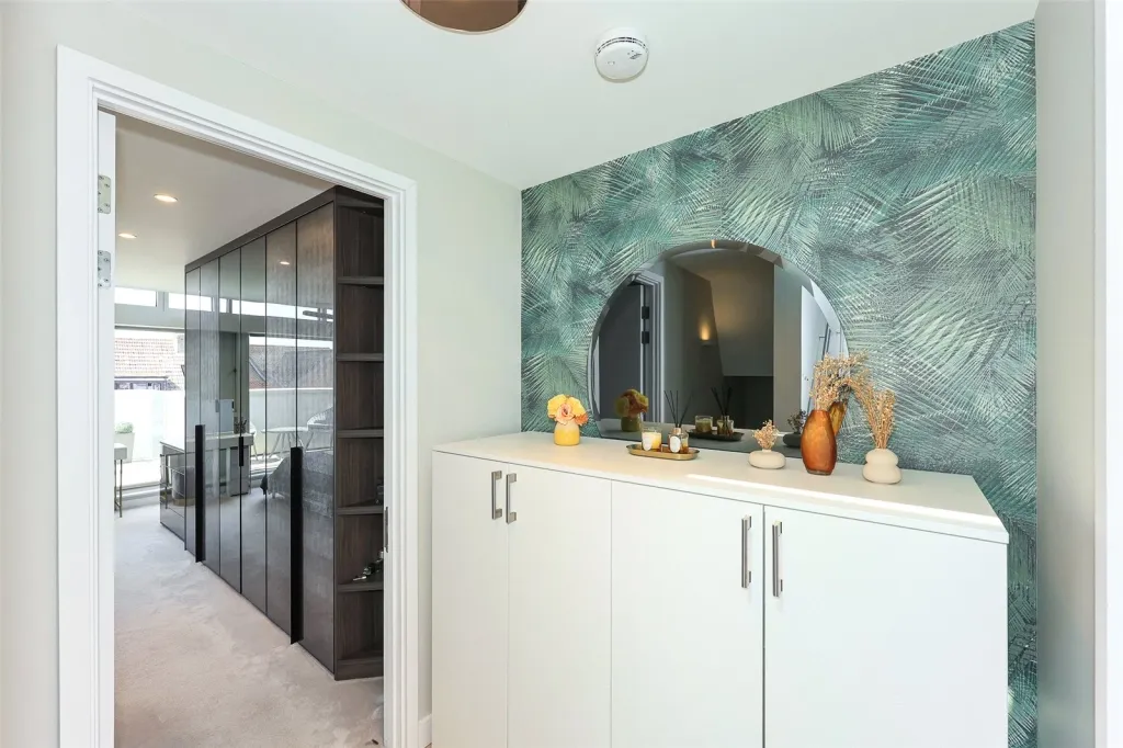 London Road, St. Albans, AL1, photo 13