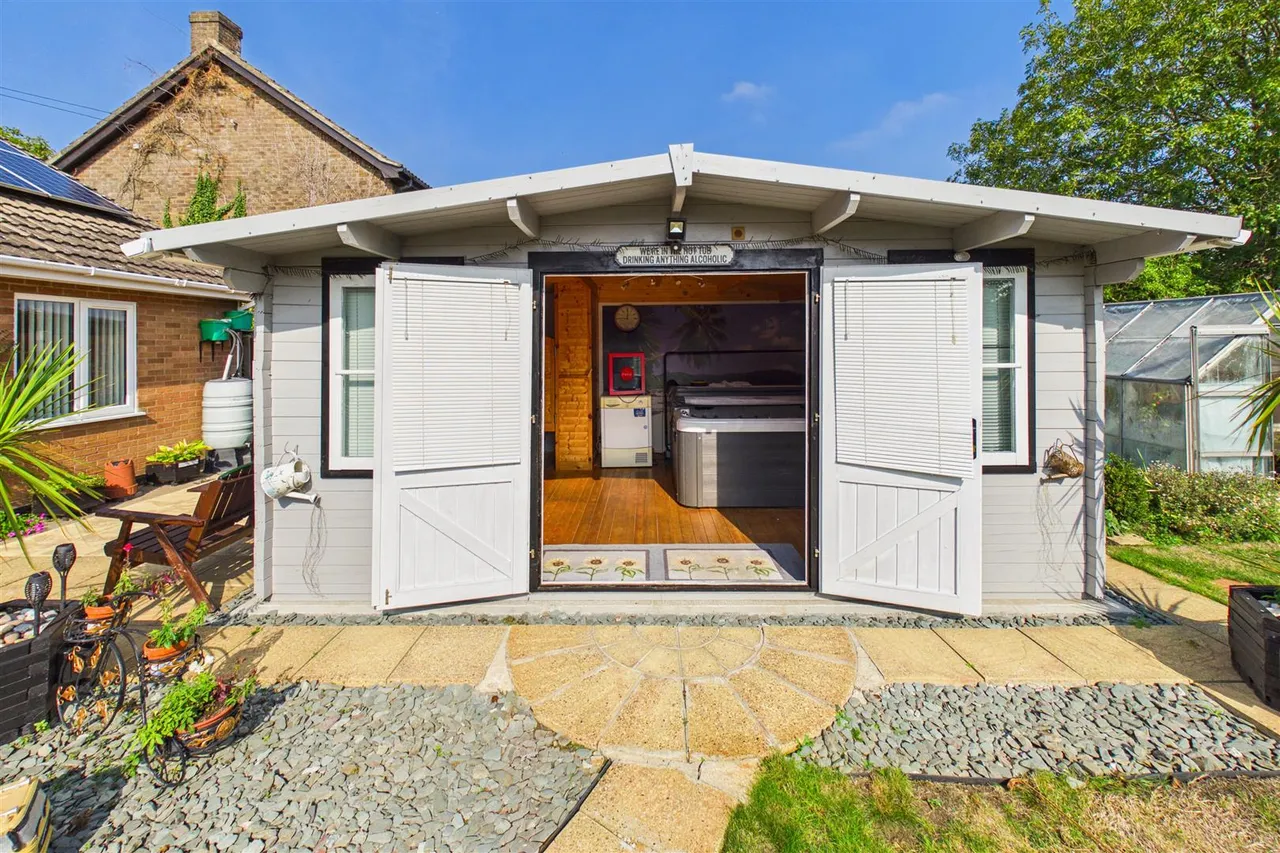 Redisham, Beccles, NR34, photo 12