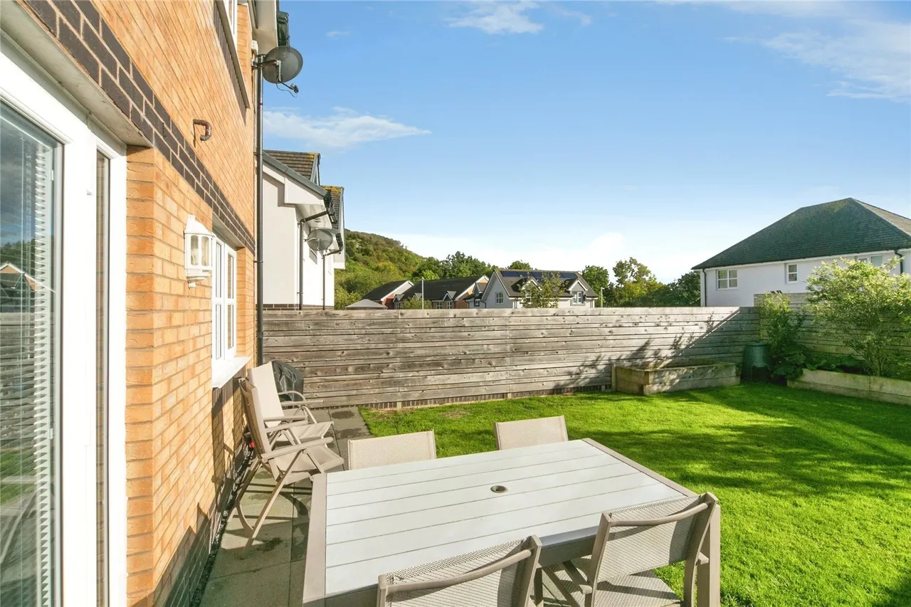 Llys Wynne, Llandudno Junction, LL31, photo 6