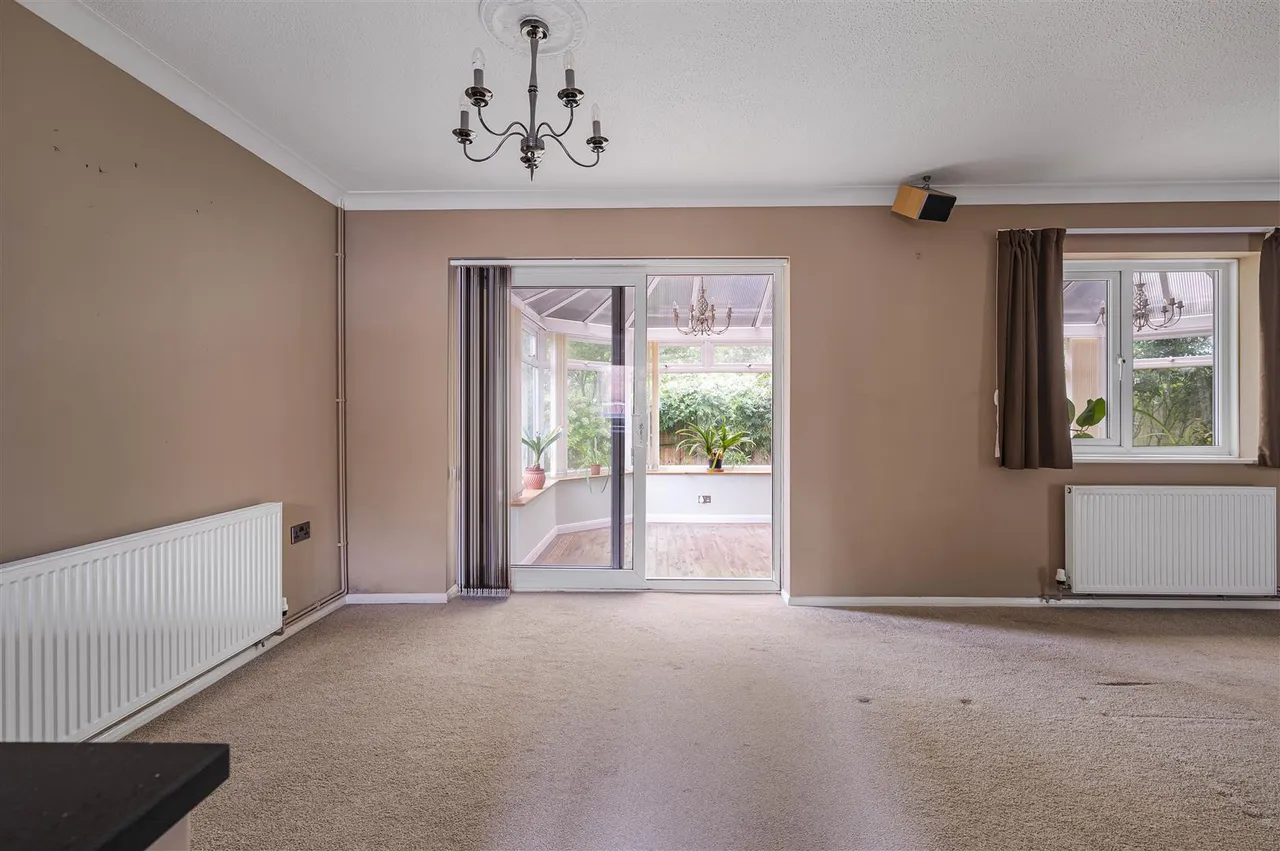 Rosemary Close, Peacehaven, photo 32