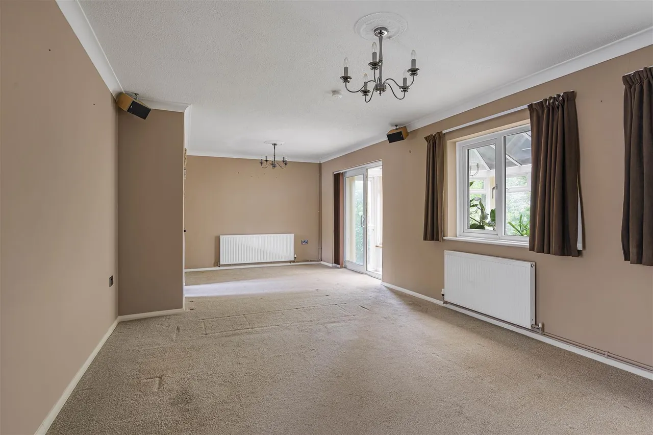 Rosemary Close, Peacehaven, photo 2