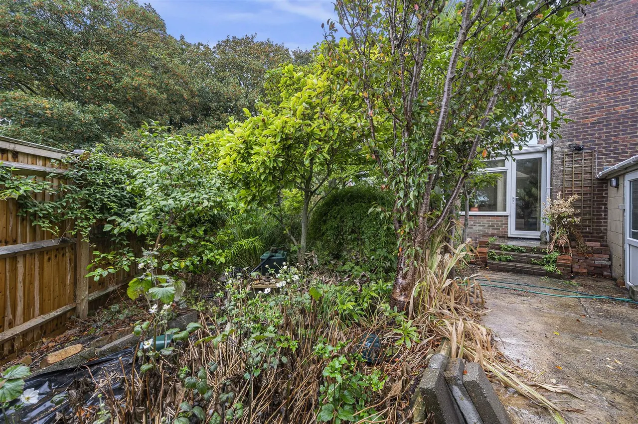 Rosemary Close, Peacehaven, photo 31
