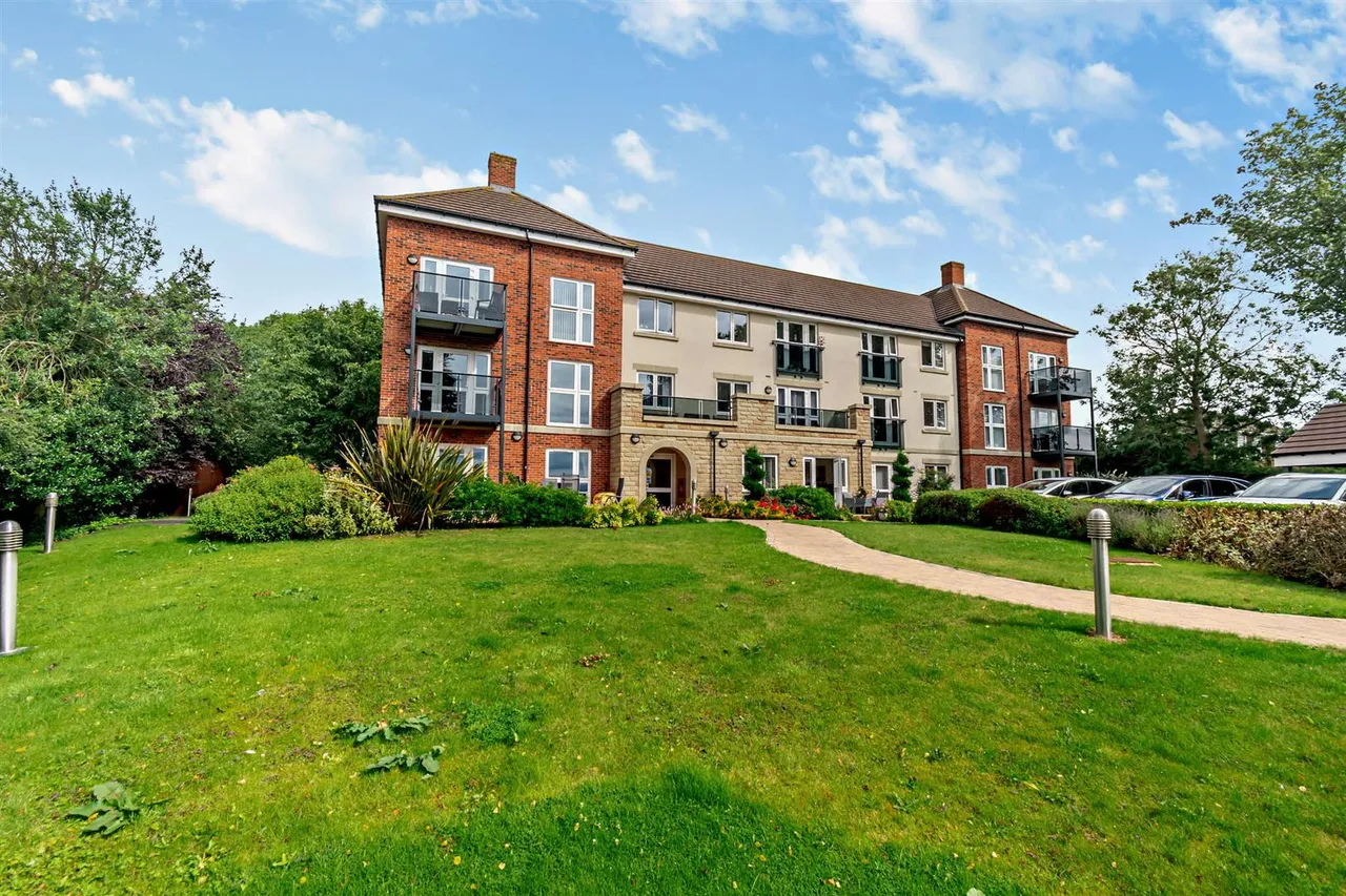 Martongate, Bridlington, YO16, photo 8