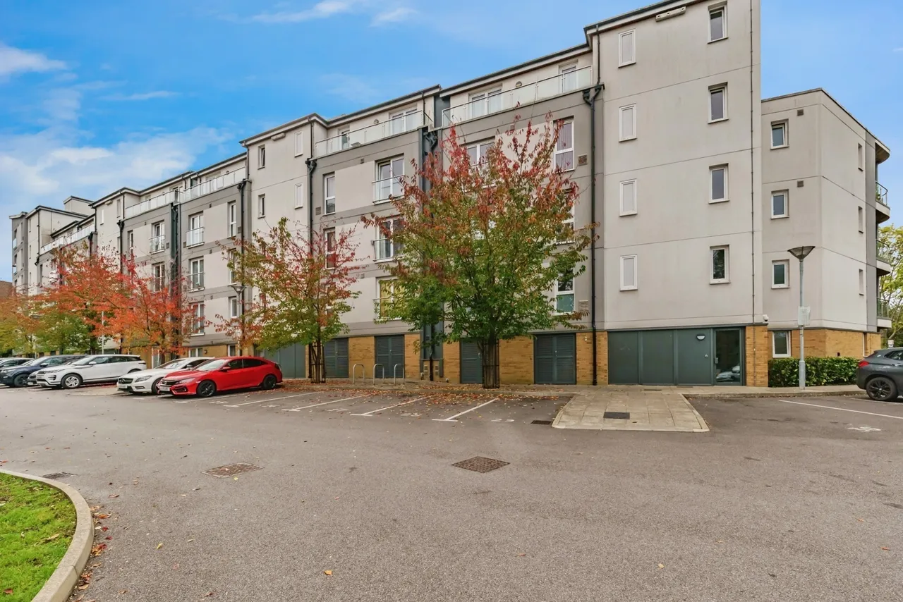 West Green Drive, Crawley, RH11, photo 5