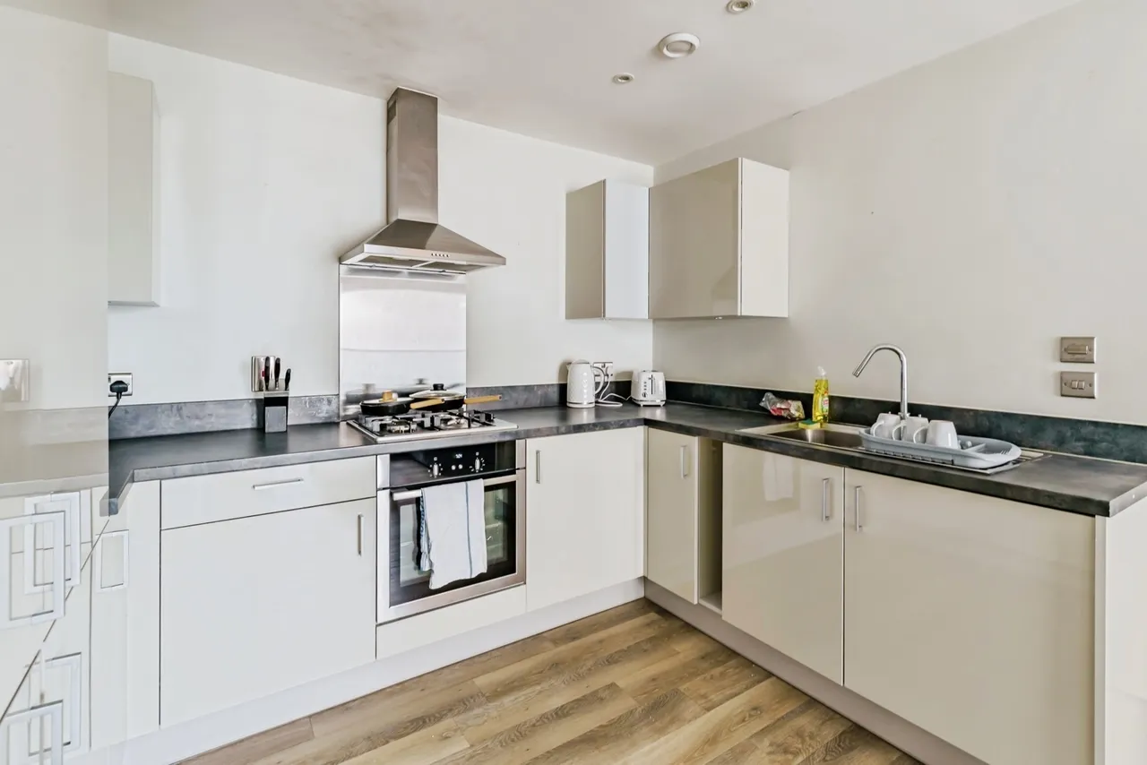 West Green Drive, Crawley, RH11, photo 14