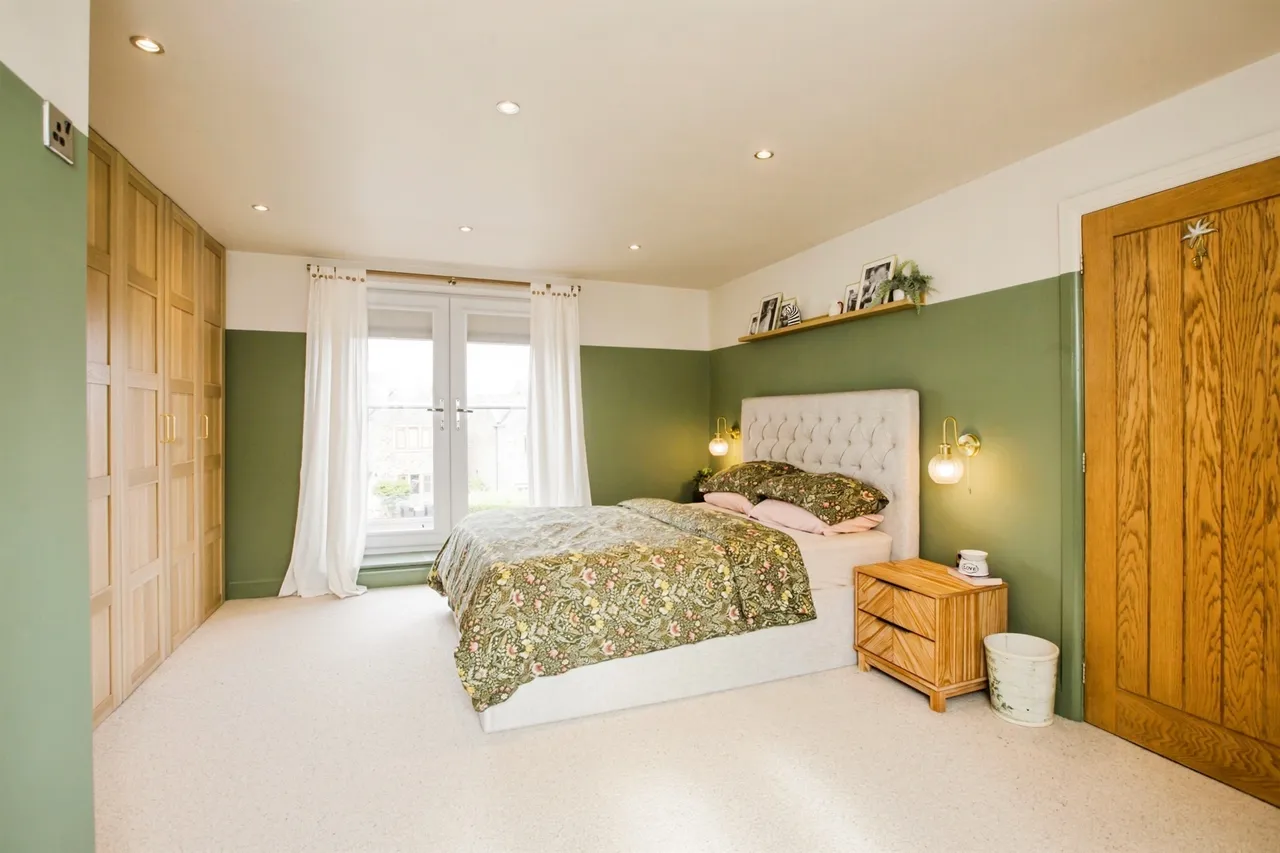 Landsdun House, Towngate, Sowerby Bridge, photo 8