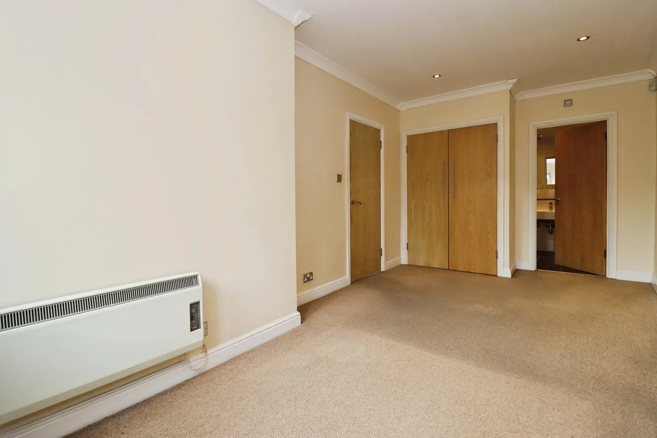 Fishponds Road, Fishponds, Bristol, BS16, photo 13