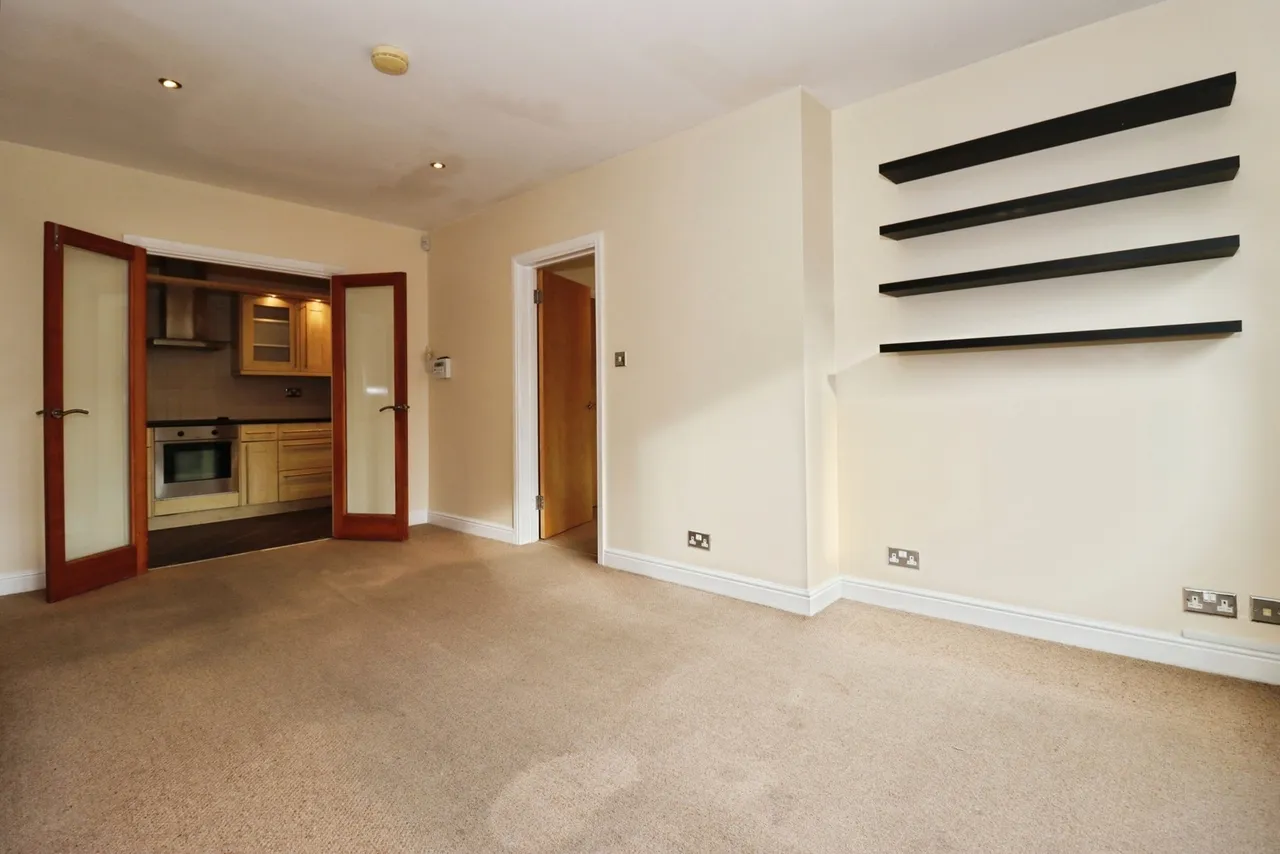 Fishponds Road, Fishponds, Bristol, BS16, photo 5