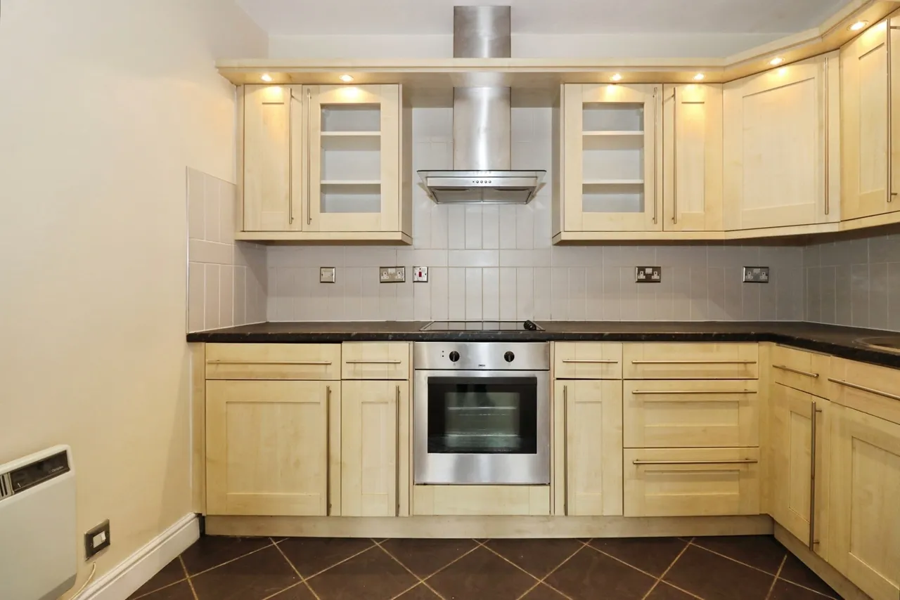 Fishponds Road, Fishponds, Bristol, BS16, photo 2