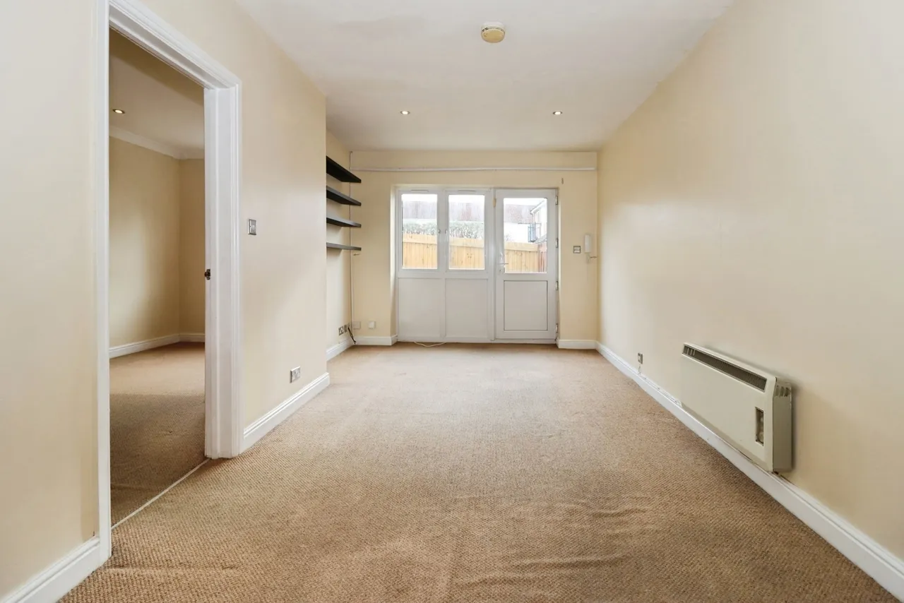 Fishponds Road, Fishponds, Bristol, BS16, photo 10