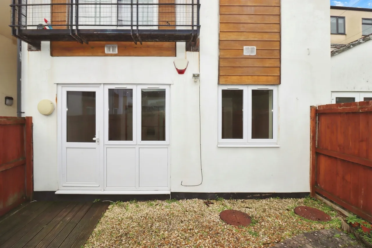 Fishponds Road, Fishponds, Bristol, BS16, photo 4