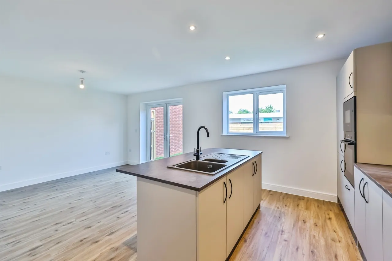 Kenbrook Road, Hucknall, Nottingham, photo 5