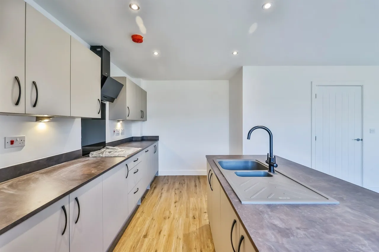 Kenbrook Road, Hucknall, Nottingham, photo 6