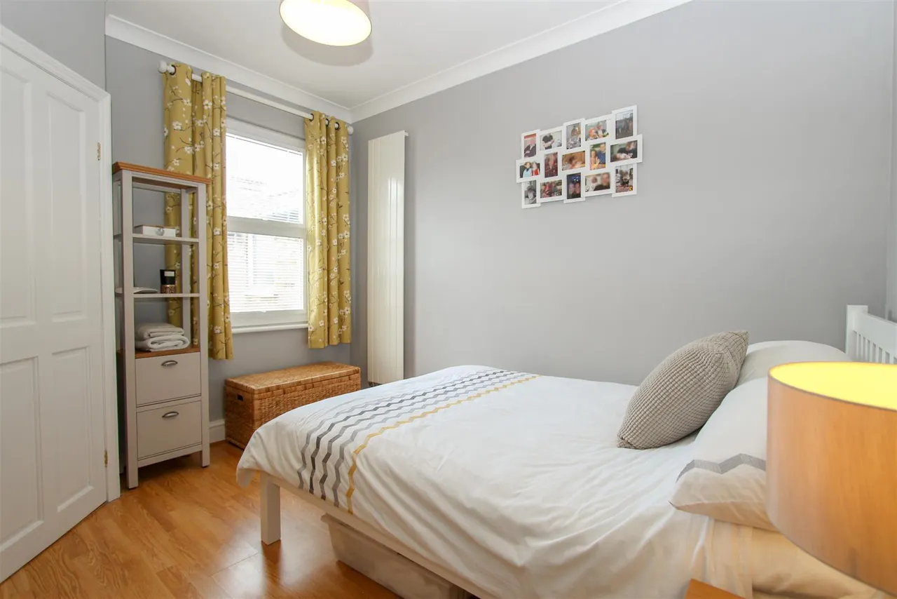 Hows Road, Uxbridge, UB8 2AR, photo 6