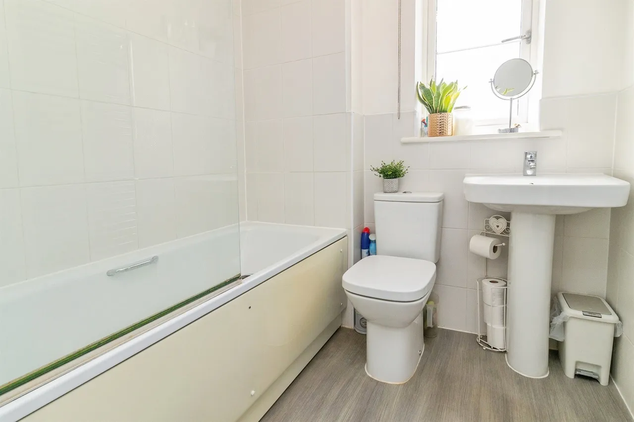Feronia Mead, Leighton Buzzard, LU7, photo 11