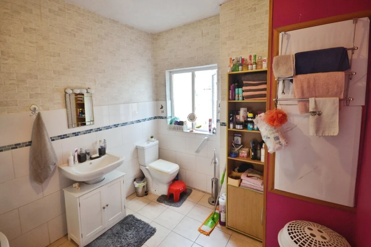 Highfields, Leicester, LE2, photo 25