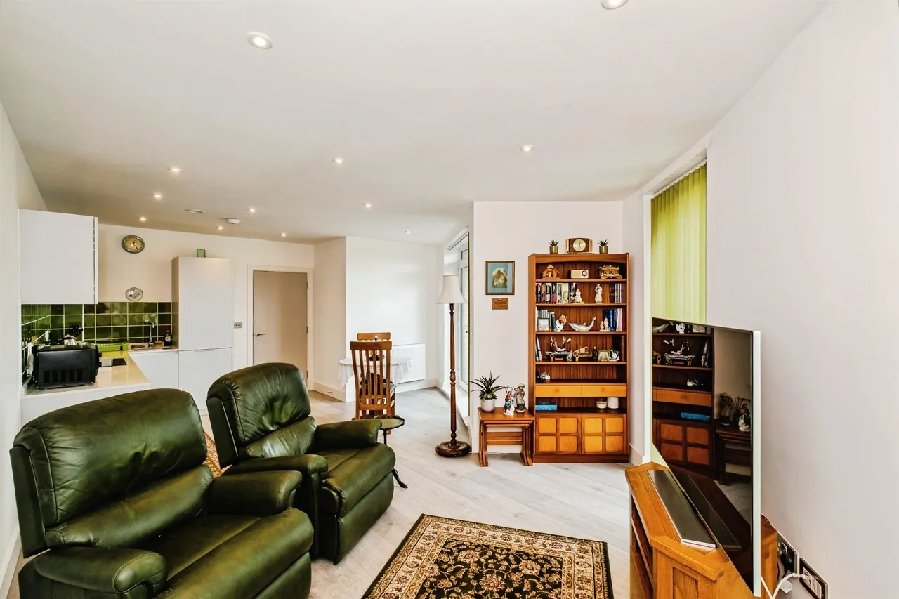 Lennox Road, Worthing, photo 3