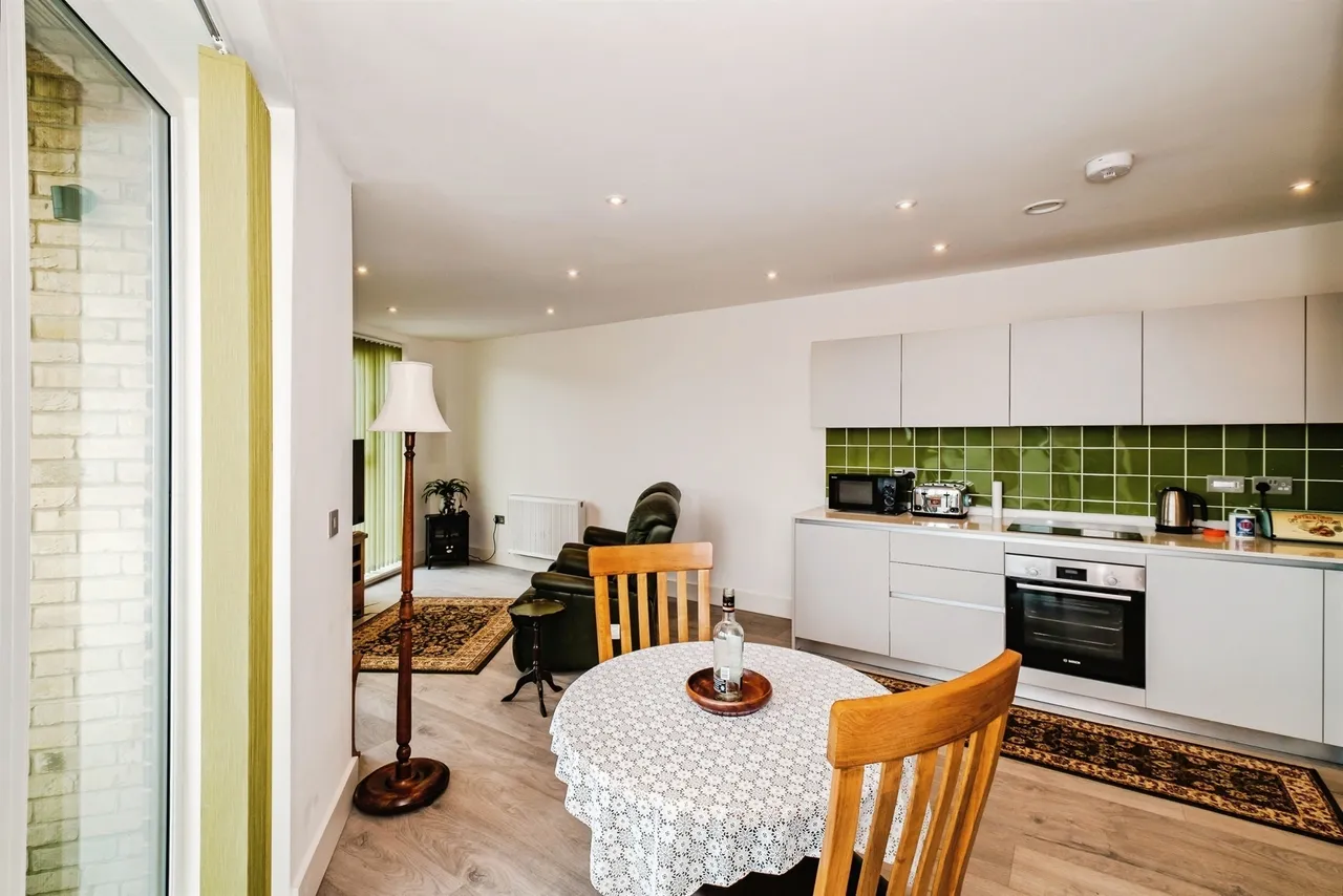 Lennox Road, Worthing, photo 7