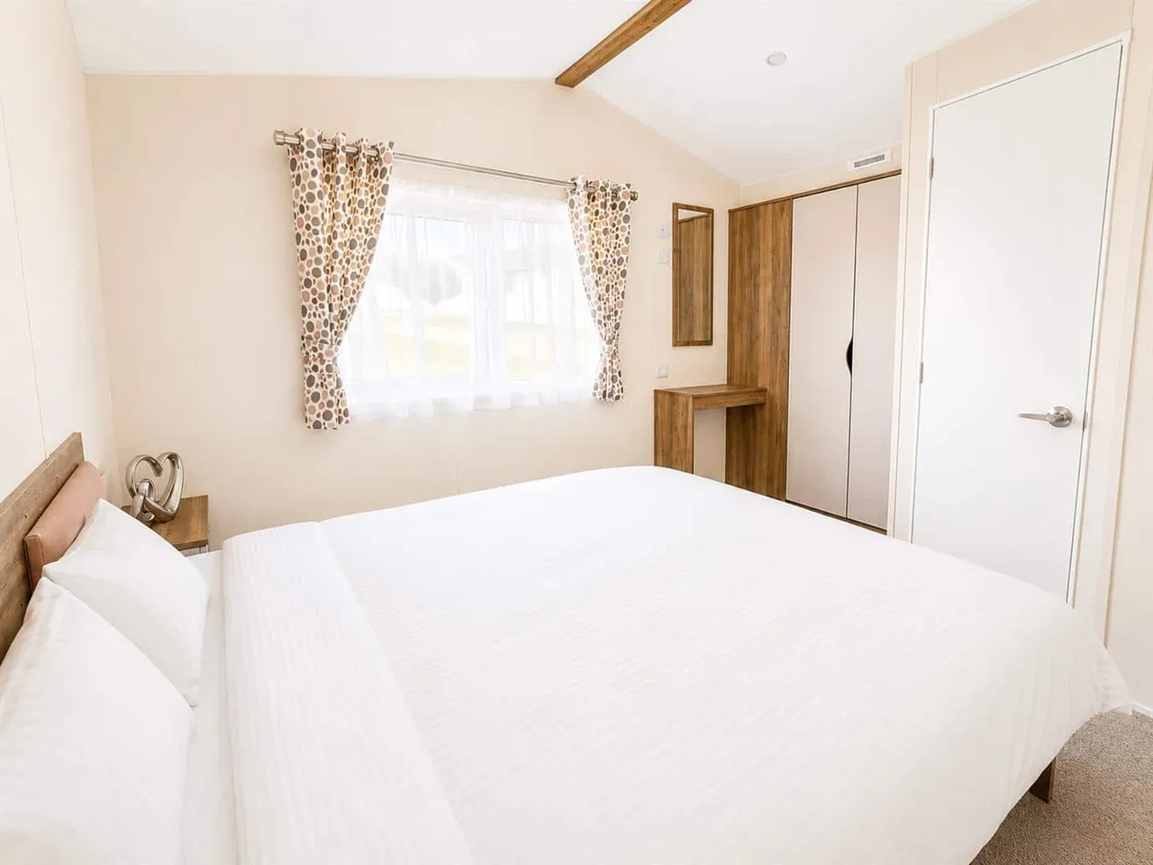 Pegwell Bay Caravan Park, Pegwell Road, Ramsgate, Kent, CT11 0NJ, photo 9