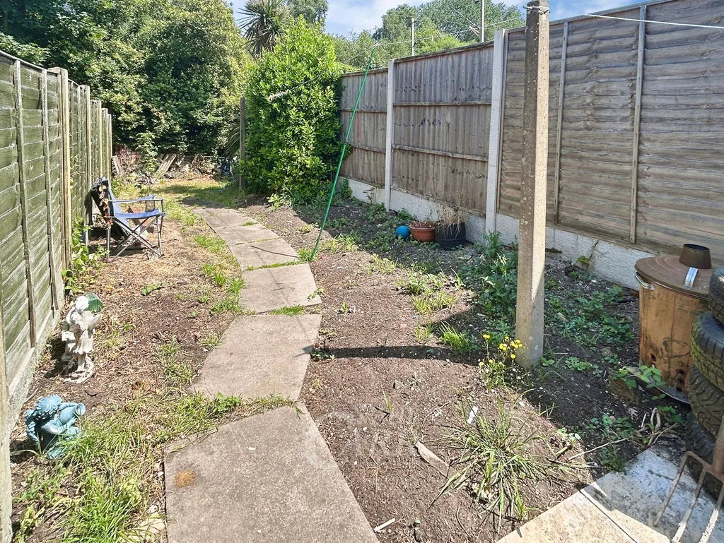 Village Road, Aston, B6, photo 11