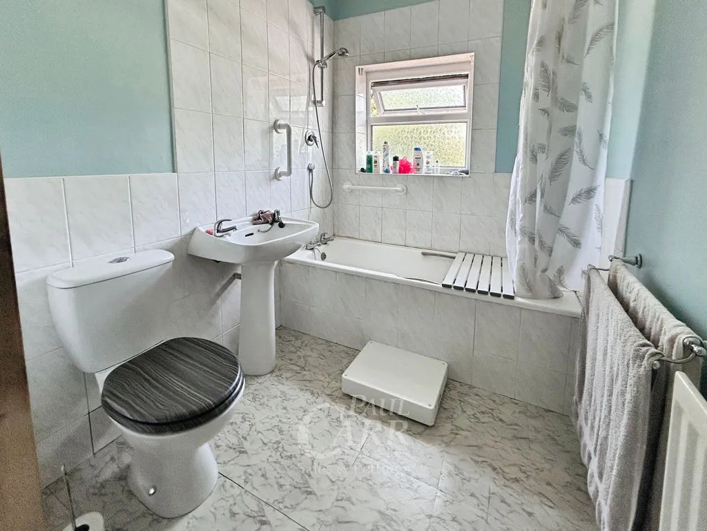Village Road, Aston, B6, photo 8