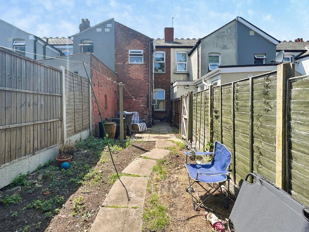 Village Road, Aston, B6, photo 10