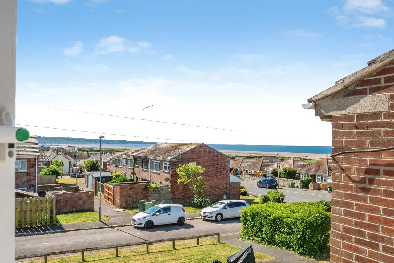 Chesil View, Weymouth, photo 2