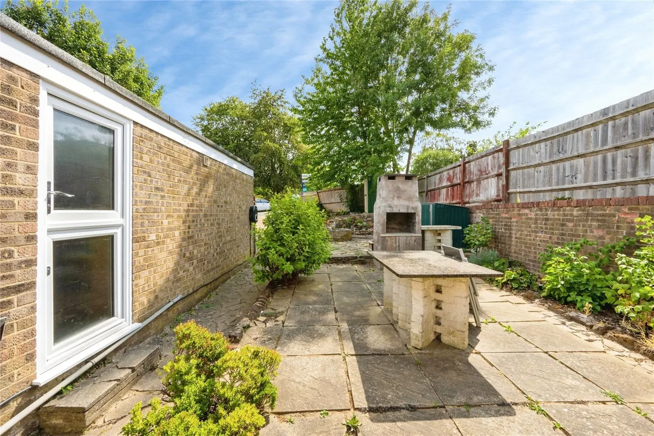 Knaves Hill, Leighton Buzzard, Bedfordshire, LU7, photo 16