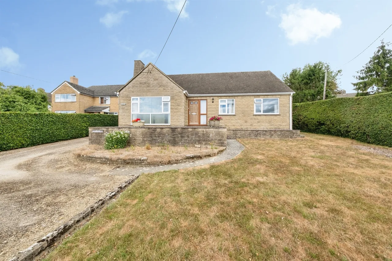 3 bed house for sale — Mount Skippett, Ramsden, Chipping Norton