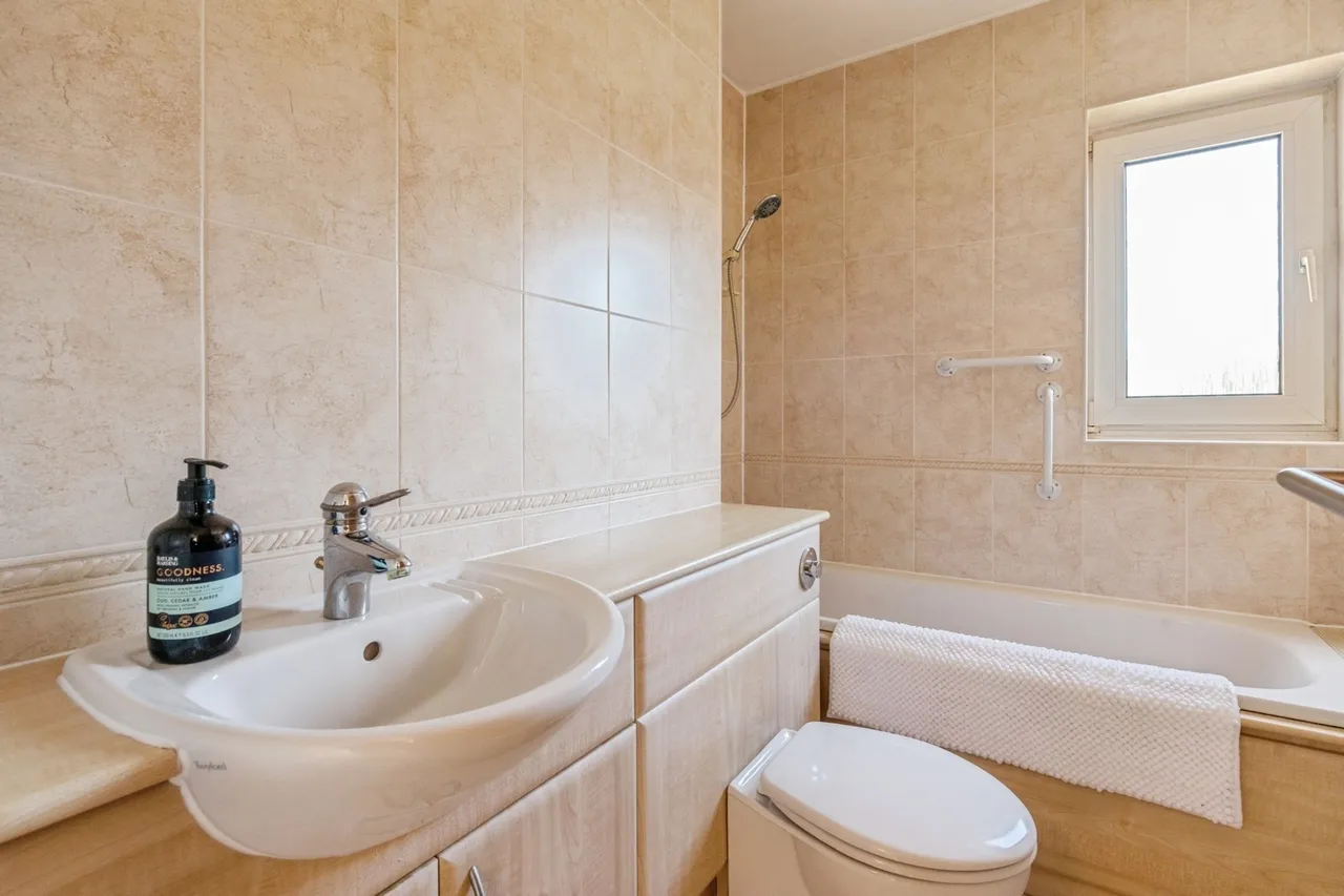 Shorefield Road, Westcliff-on-Sea, SS0, photo 16