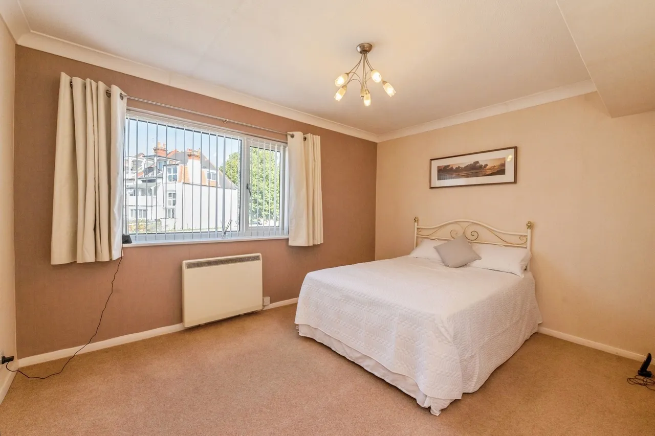 Shorefield Road, Westcliff-on-Sea, SS0, photo 13