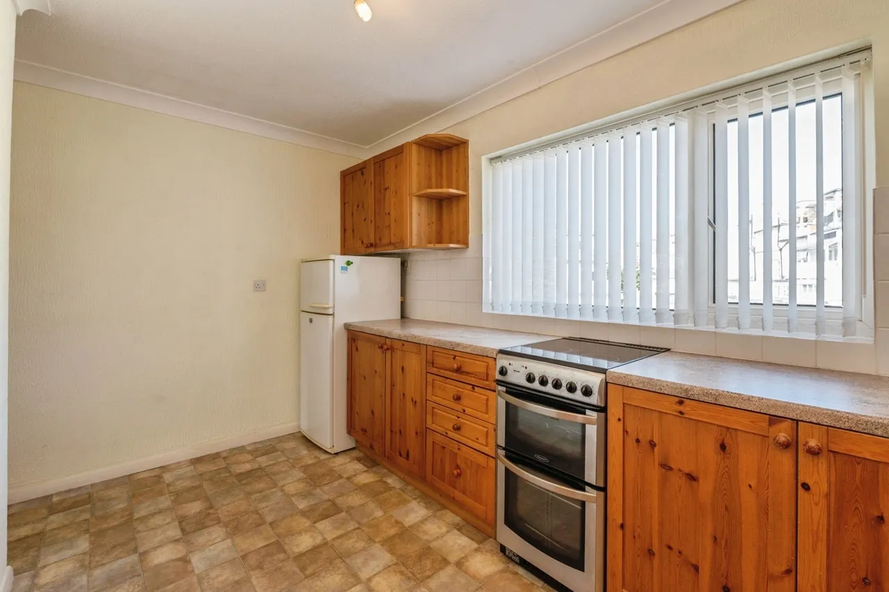 Shorefield Road, Westcliff-on-Sea, SS0, photo 12