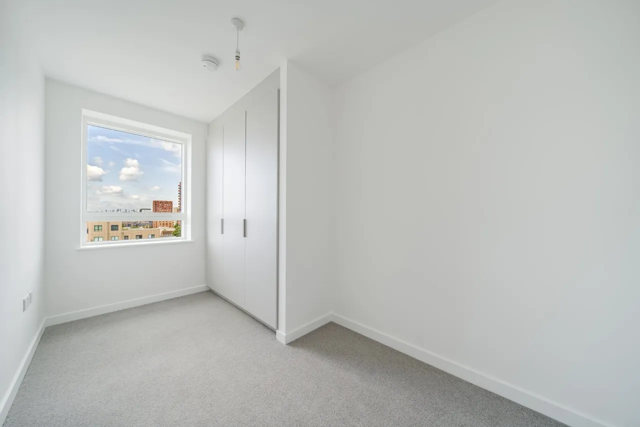 Mast Street, Barking, IG11, photo 4