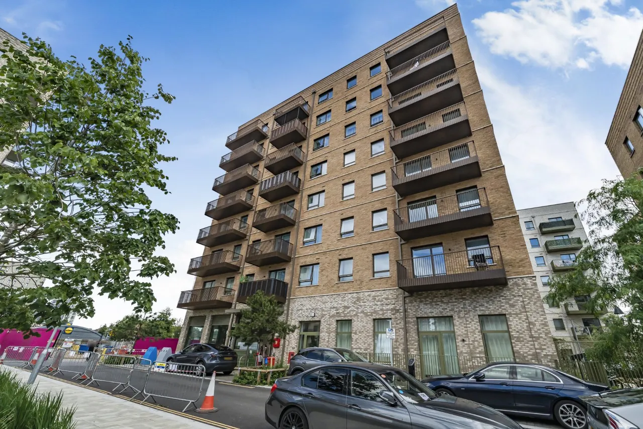 Mast Street, Barking, IG11, photo 7