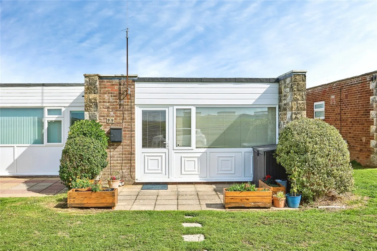 2 bed house for sale, Monks Lane, Freshwater, PO40