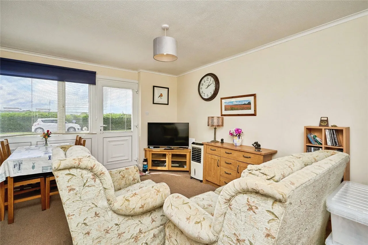 Monks Lane, Freshwater, PO40, photo 6