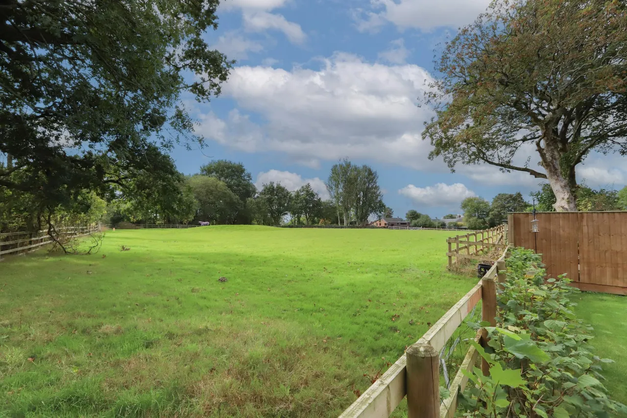 Plumpton Field, Preston, PR4, photo 28