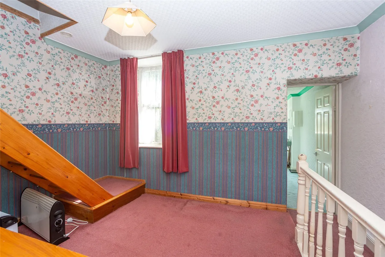 Caernarfon Road, Bangor, LL57, photo 11