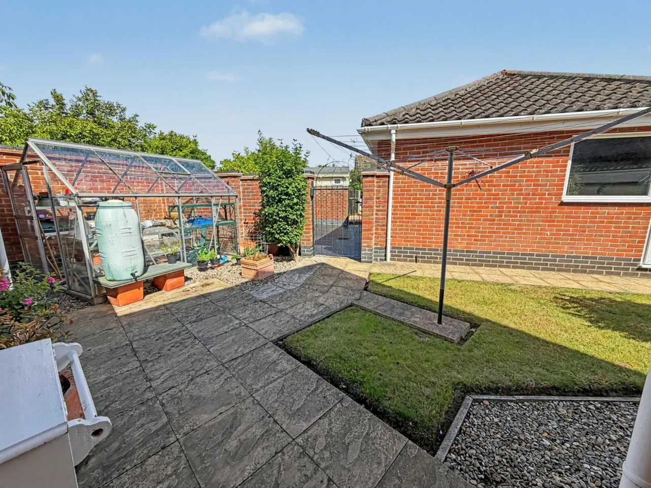 Walnut Tree Avenue, Martham, photo 21