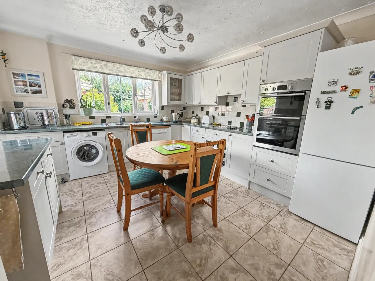 Walnut Tree Avenue, Martham, photo 5
