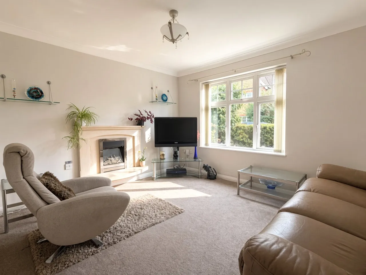 Glebe Close, Aldershot, Hampshire, GU11 3FN, photo 4