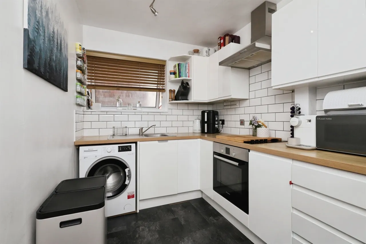 Selwyn Road, Eastbourne, photo 5