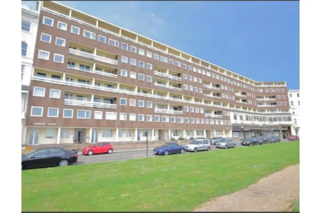 3 bed flat for sale, Robertson Terrace, Hastings, TN34