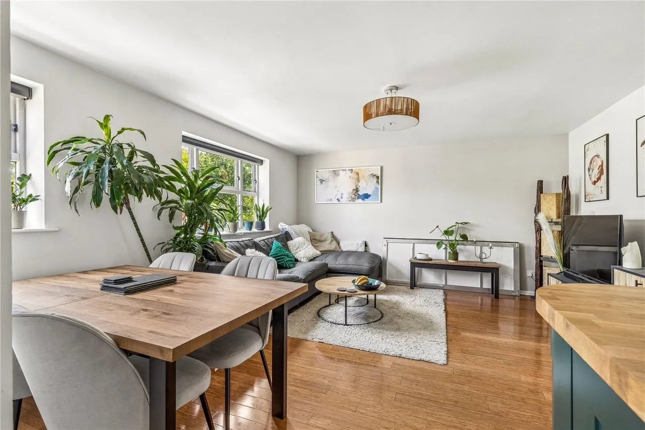 Molyneux Drive, London, SW17, photo 4