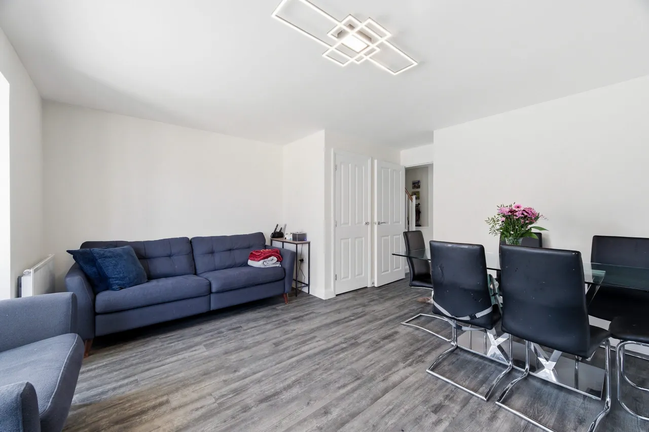 Bolebec Avenue, Eagle Farm South, Milton Keynes, Milton Keynes, MK17 7AE, photo 3