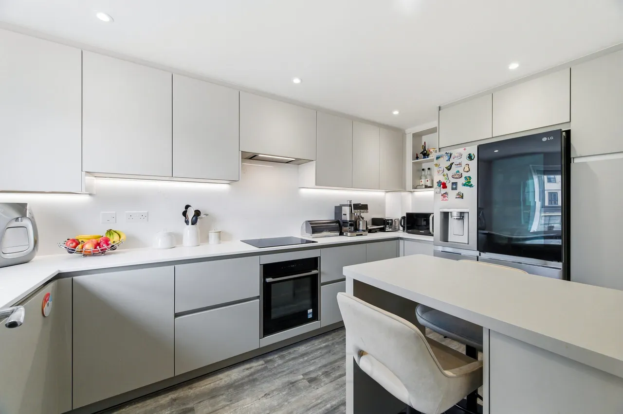 Bolebec Avenue, Eagle Farm South, Milton Keynes, Milton Keynes, MK17 7AE, photo 2
