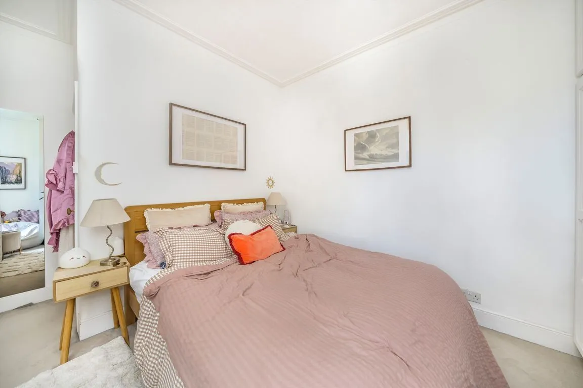 Ravenstone Street, SW12, photo 6