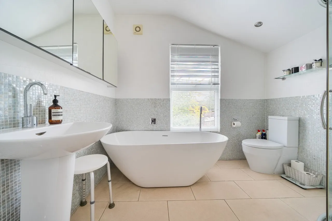 Longhurst Road, Hither Green, London, SE13, photo 5