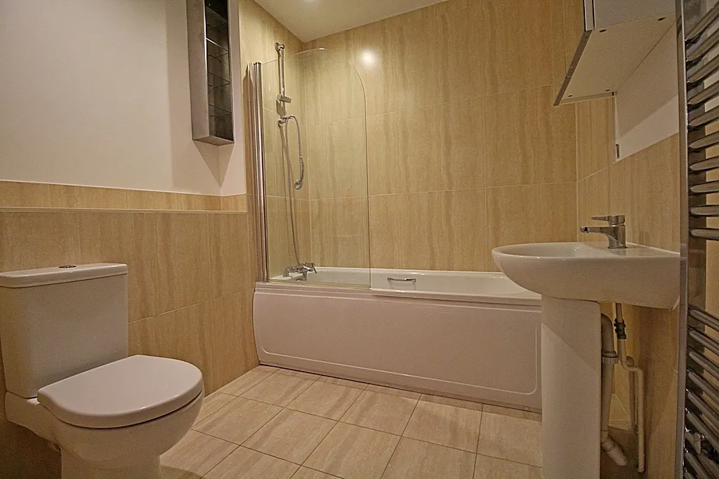 Pontes Avenue, Hounslow, TW3 3FJ, photo 4